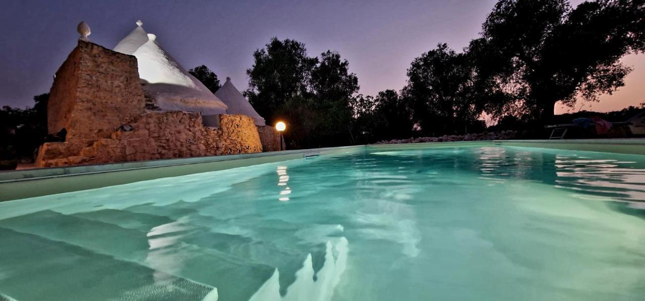 Trullo Tarantini Con Piscina Privata Διαμέρισμα Latiano Εξωτερικό φωτογραφία