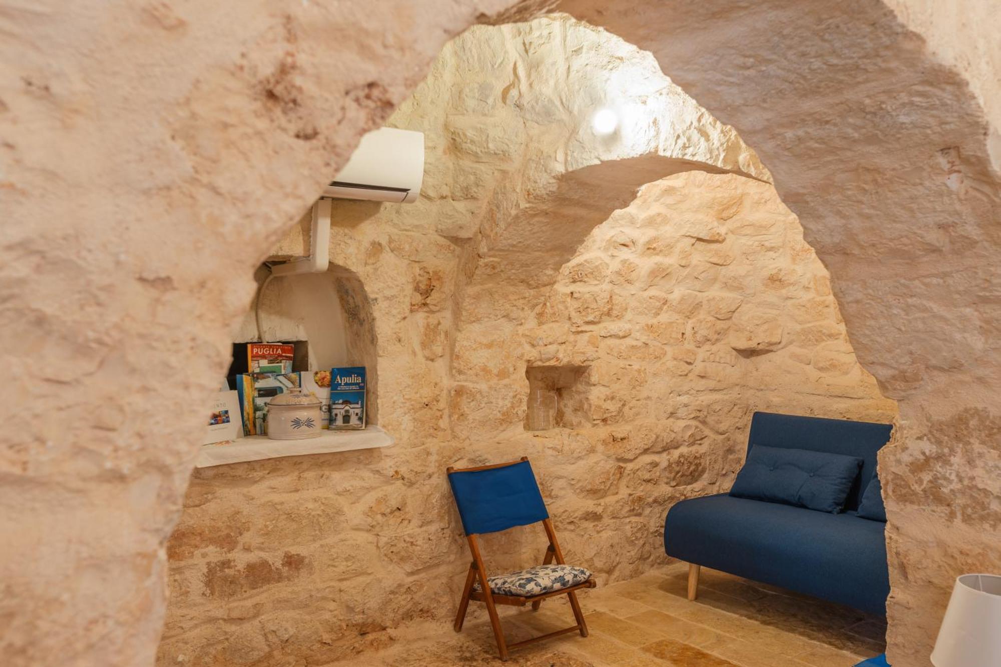 Trullo Tarantini Con Piscina Privata Διαμέρισμα Latiano Εξωτερικό φωτογραφία