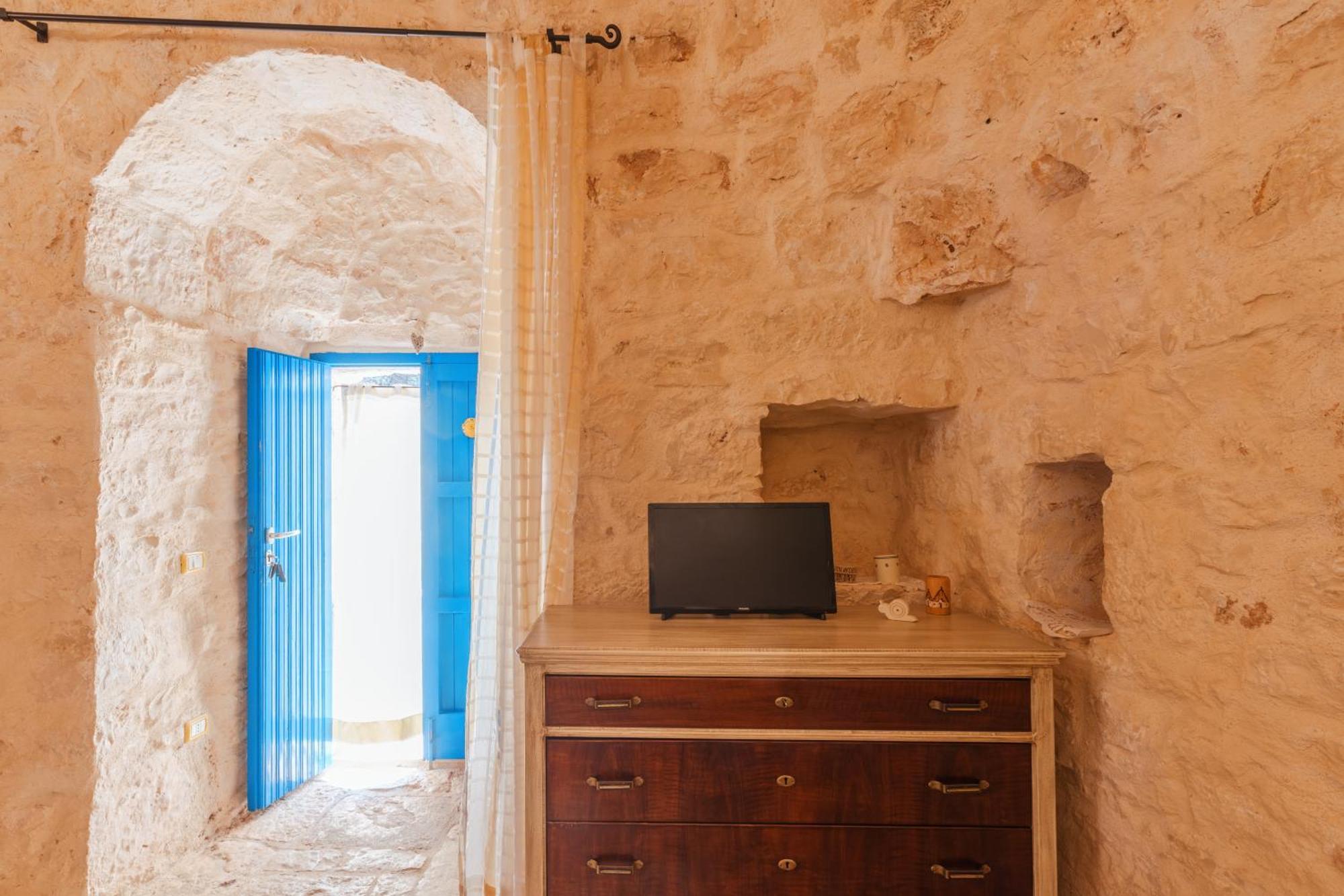 Trullo Tarantini Con Piscina Privata Διαμέρισμα Latiano Εξωτερικό φωτογραφία