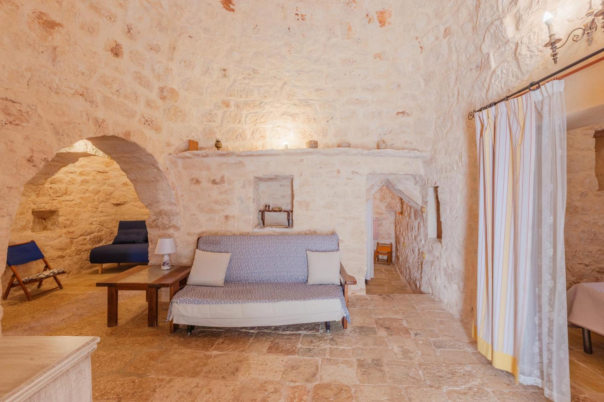 Trullo Tarantini Con Piscina Privata Διαμέρισμα Latiano Εξωτερικό φωτογραφία
