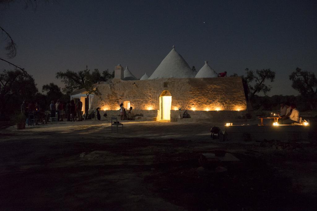 Trullo Tarantini Con Piscina Privata Διαμέρισμα Latiano Εξωτερικό φωτογραφία