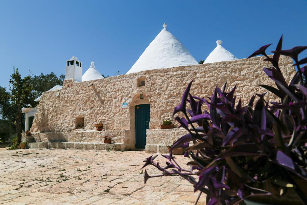 Trullo Tarantini Con Piscina Privata Διαμέρισμα Latiano Εξωτερικό φωτογραφία