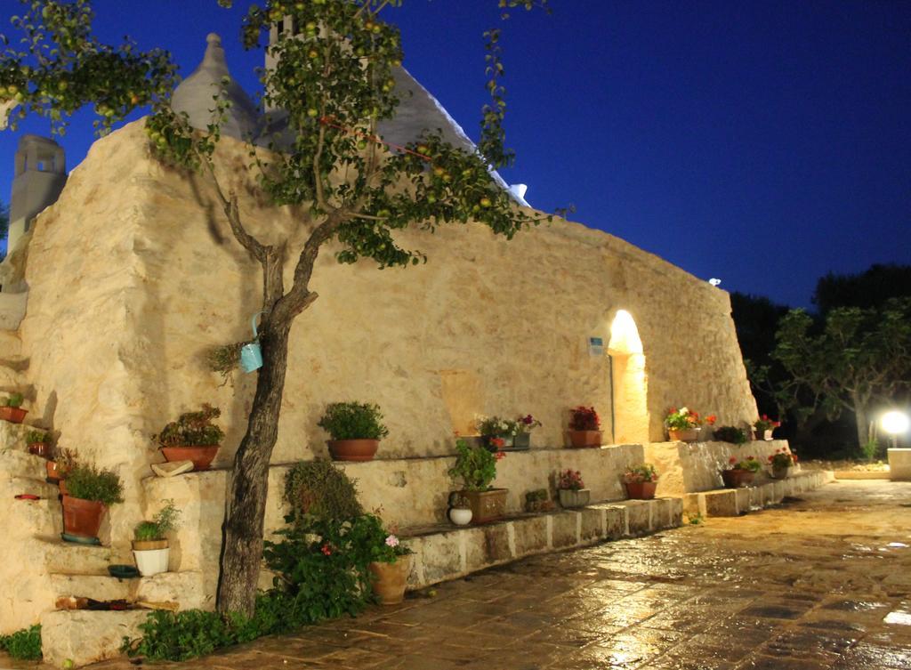 Trullo Tarantini Con Piscina Privata Διαμέρισμα Latiano Δωμάτιο φωτογραφία
